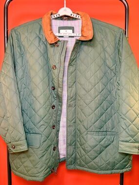 Oak Hill Quilted Jacket in Green with Tan Collar